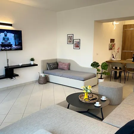 Zen - With Jacuzzi, Panoramic Views Apartment *