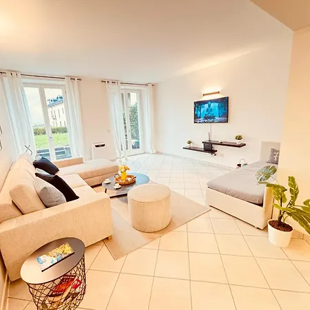 Zen - With Jacuzzi, Panoramic Views * Lenno